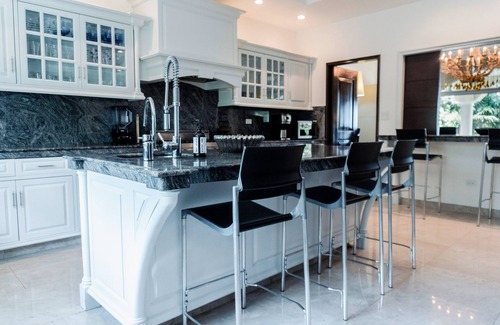 Zona Hotelera Apartment | Villa Bianca Cancun Luxury Beachfront