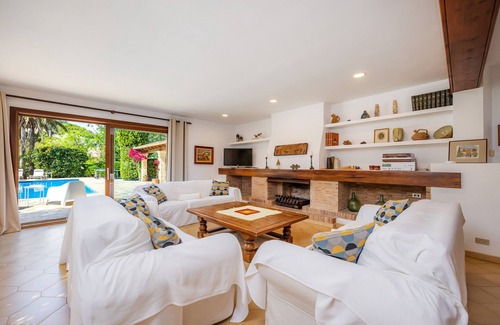 Urbanitzacio Gotmar Villa | Villa "Can Toni" with Mountain View, Private Pool & Wi-Fi