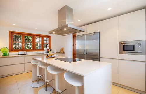 Urbanitzacio Gotmar Villa | Villa "Can Toni" with Mountain View, Private Pool & Wi-Fi