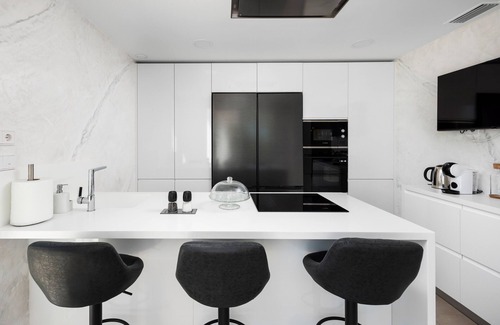 Torre del Mar Villa | Villa 'Casa Blanca' with Sea View, Wi-Fi and Air Conditioning