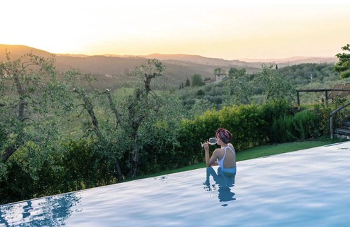Greve in Chianti Villa | Villa Casolese Promoted By WeekHomes.com