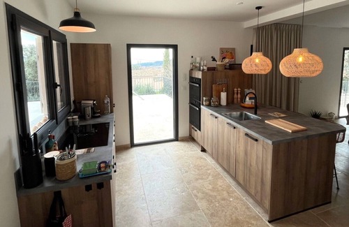 Villes-sur-Auzon Villa | Villa Chevalier