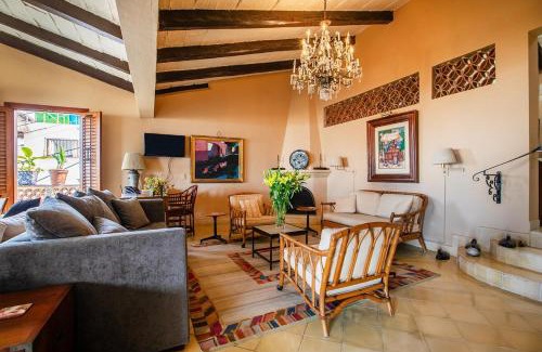 Jimenez Villa | Villa Colonial en el centro de Puerto Vallarta