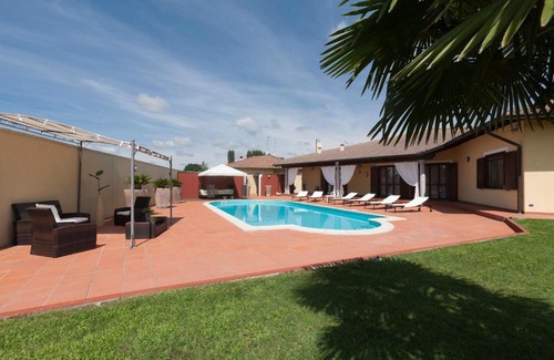 Casaleggio Novara Villa | Villa Cometa
