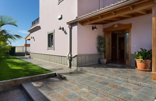 Sonnenland Villa | Villa Dalara Maspalomas, Private Pool and Jacuzzi