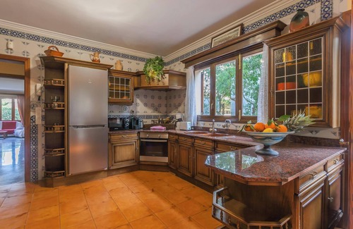 Son Baulo House | Villa Damar with Pool, Garden, Terrace, Balcony, A/C & Wi-Fi