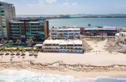 Zona Hotelera Apartment | Villa de Lujo 2BR Vista Mar Playa Privada