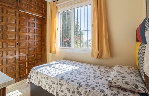 Maro Villa | Villa "De Wyde Blik" with Pool, Garden and Wi-Fi