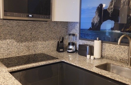 Ampliacion Juarez Resort | Villa Del Arco 1 Bdrm 2bths in the Luxurious, Bright & Spacious Cabo San Lucas