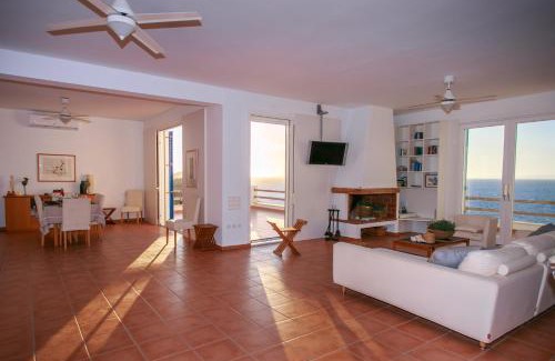 Kini Villa | Villa Delfini