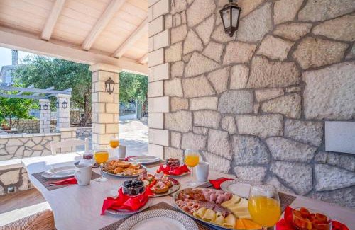 Termenades Villa | Villa Dias