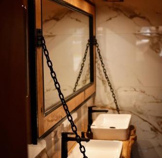 Laktasi Villa | Villa Djuric