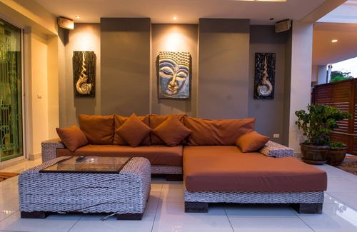 North Pattaya Villa | Villa downstairs includes private pool Beautifull Villa Pattaya
