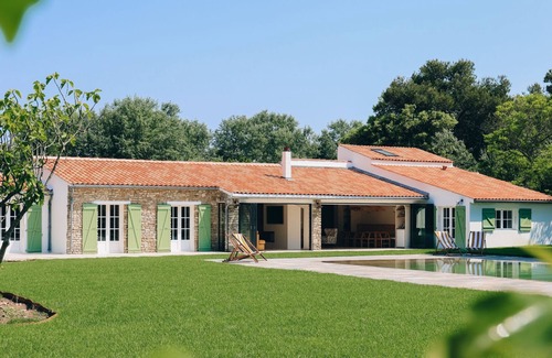 Les Portes-en-Re Villa | Villa du Golf - Tennis court