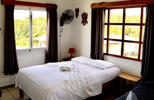 Municipality of Cienaga de Zapata House | Villa Eclipse