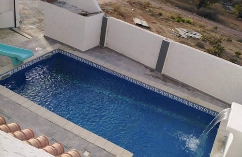 Arkoub House | Villa Eden swimming pool not overlooked