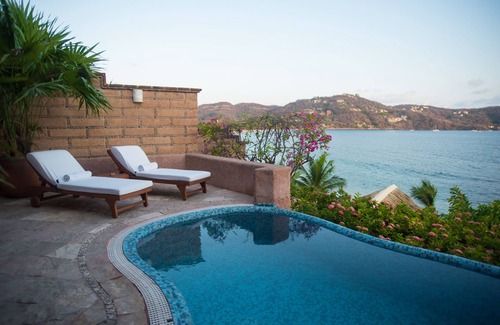 Ixtapa - Zihuatanejo Villa | Villa El Ensueño by La Casa Que Canta