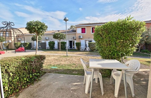 Latour-Bas-Elne House | Villa F2 pool and garden