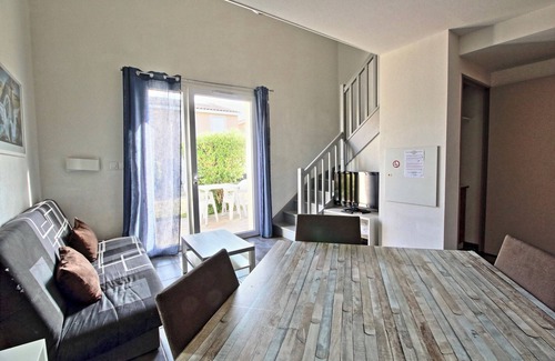 Latour-Bas-Elne House | Villa F2 pool and garden