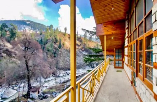 Manali Bed & Breakfast | Villa Faerytales by Boho