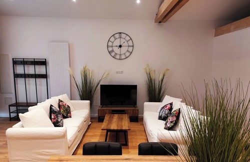 Viriat House | ⭐VILLA FELICIDAD ⭐Sublime⭐Near hypercentre ⭐Parking safe⭐WiFi⭐Private terrace