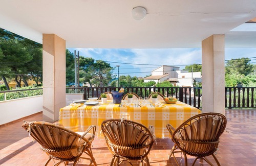 Mal Pas-Bon Aire Villa | Villa for 8 with garden and table tennis, 150m from the beach, Mal Pas, Alcudia