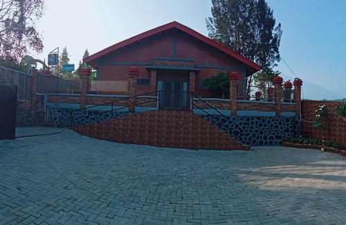 Cisarua Villa | villa forest puncak