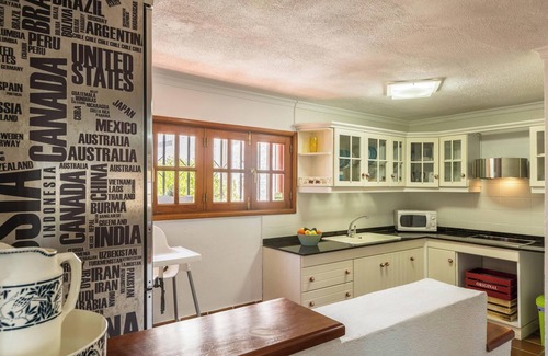 Telde Villa | Villa Frida Kahlo with Sea View, Pool, Garden & Wi-Fi