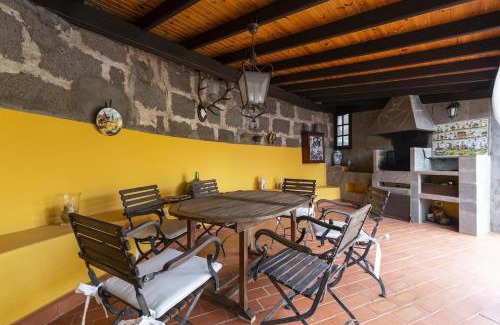 Galdar Villa | Villa Galdar Cuchufleta piscina BBQ Parking Privado