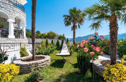 Bijela Villa | Villa Garden Beach