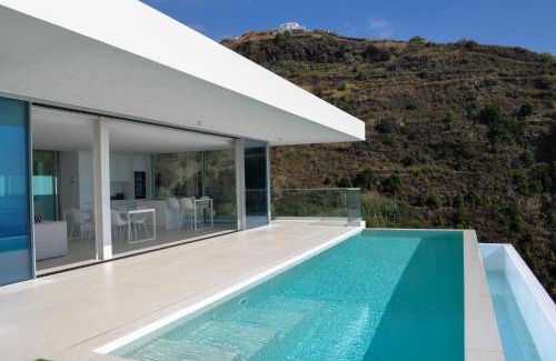Calheta Villa | Villa Gia