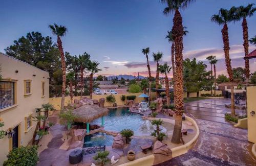 Spring Valley Villa | Villa Gordal - Enormous Villa in Las Vegas with 39 Sleeps