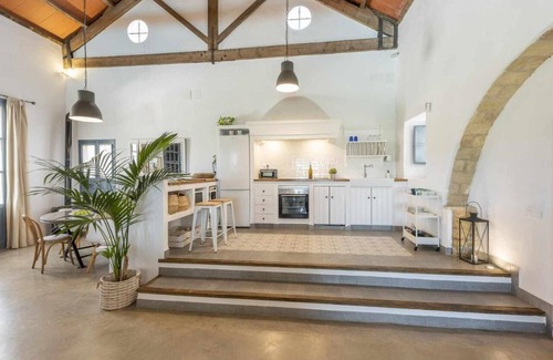 Marchena House | Villa "Hacienda San Antonio" with Private Pool, Private Garden & Wi-Fi