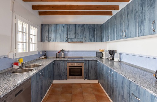 Competa Villa | Villa "Hugo" with Sea and Mountain View & Wi-Fi