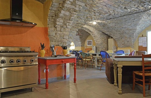 Saint-Cesaire-de-Gauzignan Villa | Villa in France with Pool and Vineyards