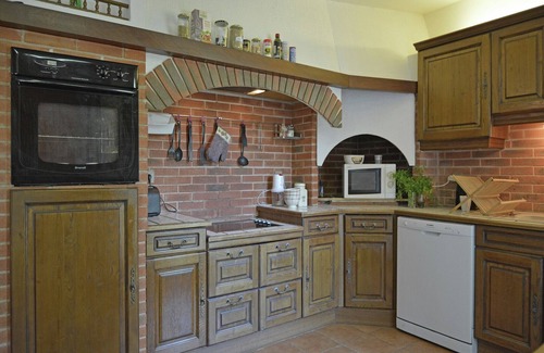 Le Boulou Villa | Villa in Le Boulou with Scenic Hilltop Views