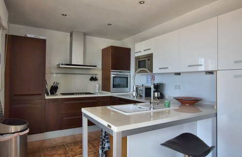 Sayalonga Villa | Villa in Sayalonga with Private Pool