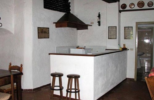 Querceta Apartment | VILLA IN TUSCANY BETWEEN SEA, MOUNTAINS, AND ART