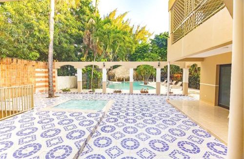 Bani House | Villa Infinito Bani's Exclusive Beachside Mansion