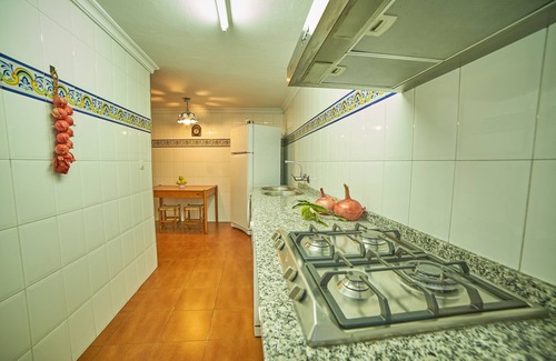 Fuenteheridos Cottage | Villa Irene: large rural house for large groups (16 people)