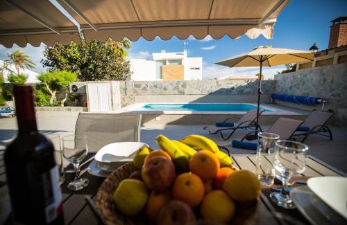 Solana del Matorral Apartment | Villa Jandia Modern new apartment Morro Jable Private heated pool big terrace and parking