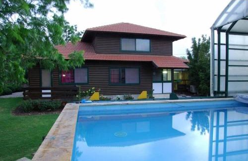 Peqiin Hadasha House | Villa Joe