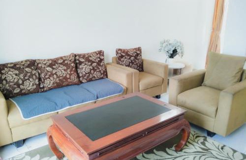 Cipanas Cabin | Villa Kota Bunga puncak private pool