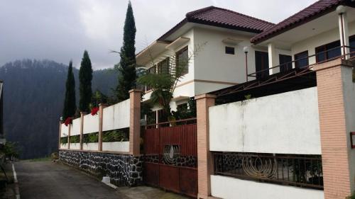 Hargomulyo Villa | Villa Kusuma Tawangmangu