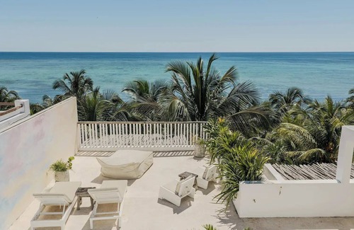 Soliman Bay Villa | Villa La Semilla 5BR Beachfront w/Chef