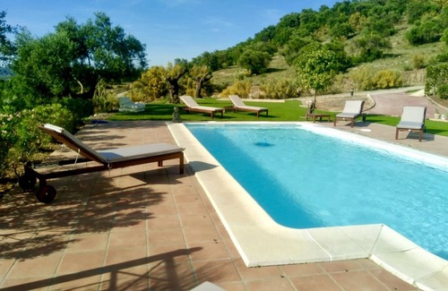 Arcos de la Frontera Villa | Villa La Tina Golf with Lake View, Pool & Wi-Fi