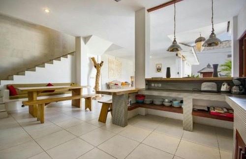 Pemecutan Kelod Villa | Villa Langit Ocean View Jimbaran