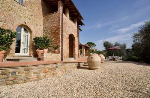 Palaia Villa | VILLA LARINO Luxury villa in Tuscany with breathtaking view
