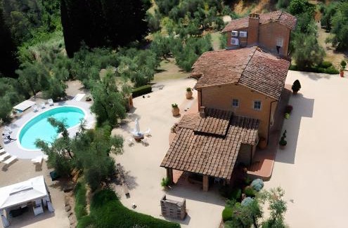 Palaia Villa | VILLA LARINO Luxury villa in Tuscany with breathtaking view