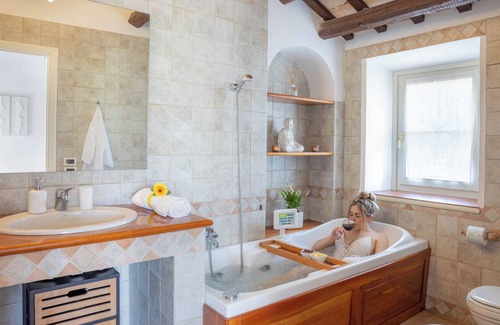 Polverigi Bed & Breakfast | Villa LeMarche b&b